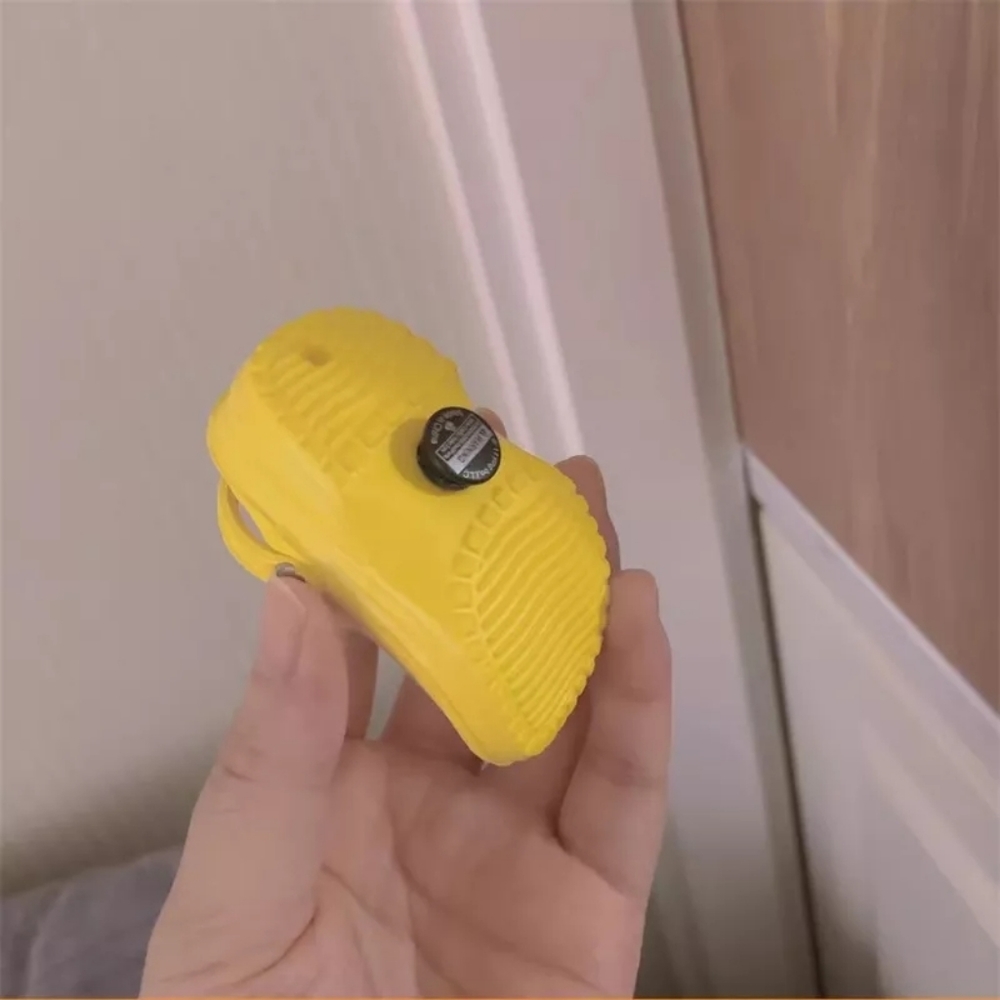 Croc Croc Charms Mini Croc Kids Toys Cartoon Custom Keychain Pin Girls Boys DIY - Picture 6 of 6